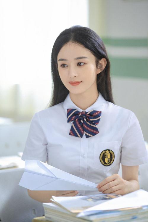 娱乐圈吃瓜王一博赵丽颖,甜蜜互动引热议